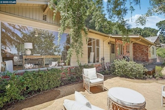 6 Lucille Way, Orinda, CA 94563