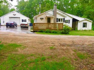 26 Thompson Ln, New Boston, NH 03070