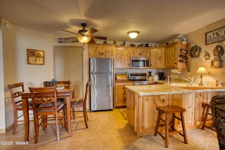 2700 S White Mountain Rd, Show Low, AZ 85901