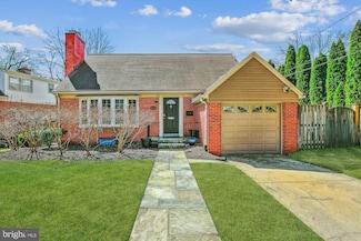 5213 Rayland Dr, Bethesda, MD 20814