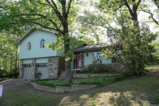 2318 Breckenridge Dr, Little Rock, AR 72227