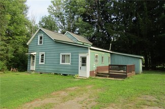 2481 Pine St, Jamestown, NY 14701