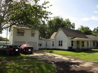 328 C St NE, Miami, OK 74354