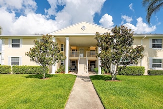 422 Grove Isle Cir, Vero Beach, FL 32962
