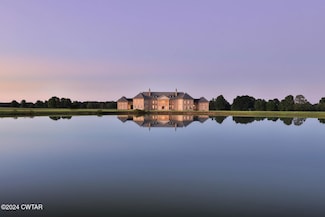 24 Walter Helms Rd, Humboldt, TN 38343