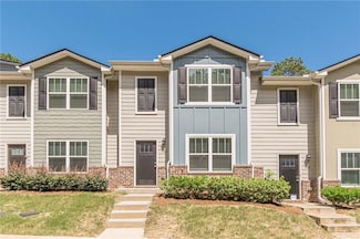 726 Keeshono St, Union City, GA 30291