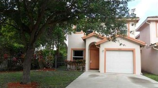 3820 Woodside Dr, Coral Springs, FL 33065