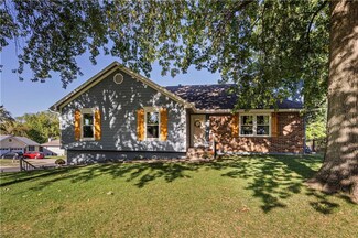2100 NE Belvoir St, Lees Summit, MO 64086