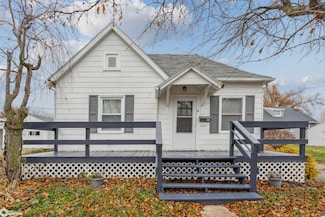 1703 W State St, Marshalltown, IA 50158
