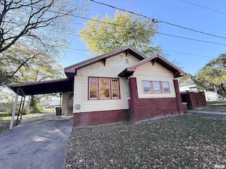 215 N 8th St, Mount Vernon, IL 62864
