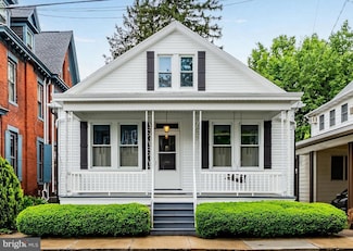 222 W Pomfret St, Carlisle, PA 17013