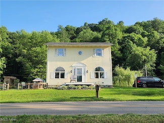 4495 Old River Rd, Philo, OH 43771