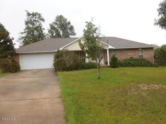 182 Lake Rd, Mc Henry, MS 39561