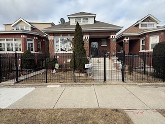 6518 S Fairfield Ave, Chicago, IL 60629