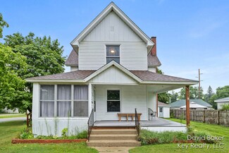 430 W Superior St, Wayland, MI 49348
