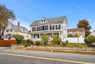 26 Elm St, Peabody, MA 01960