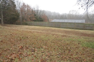 000 Southview Ave, Benton Township, MO 65608