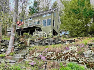 1080 Ferncliff Rd, Poultney, VT 05764