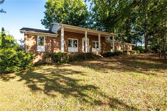 800 Moss Springs Rd, Albemarle, NC 28001