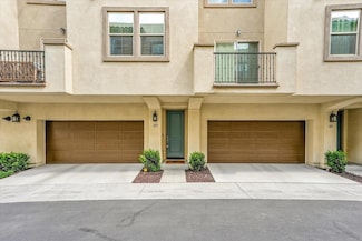325 Paddle Ct, Santee, CA 92071