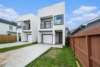 10009 Morocco Rd, Houston, TX 77041
