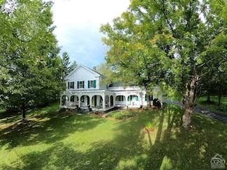 28 Birge Hill Rd, Chatham, NY 12037