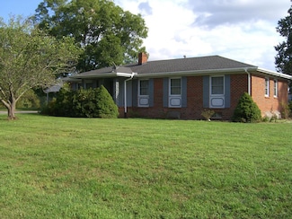 1102 Daingerfield St, Tappahannock, VA 22560