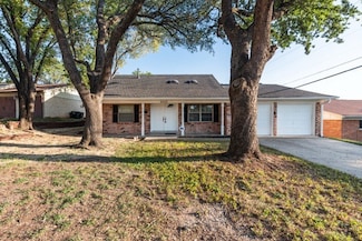 8405 Mojave Trail, Fort Worth, TX 76116