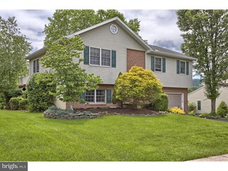 4728 Alisan Rd, Reading, PA 19606