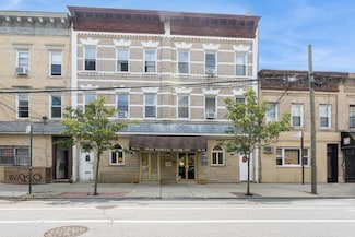 5834 Catalpa Ave, Flushing, NY 11385