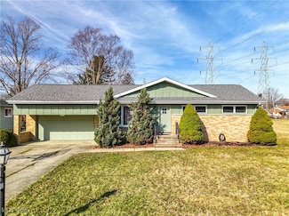 7858 List Ln, Parma, OH 44130