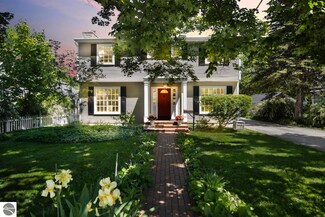 124 N Madison St, Traverse City, MI 49684
