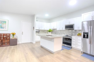 10675 W Clairmont Cir, Tamarac, FL 33321