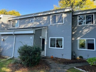 F3 Grandview Dr, South Burlington, VT 05403