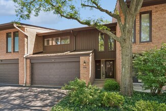1809 Wildberry Dr Unit E, Glenview, IL 60025