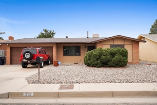 1209 Hupmobile Dr NE, Albuquerque, NM 87112