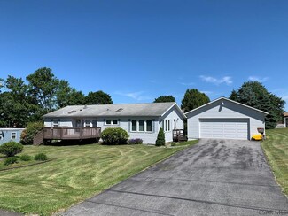 425 Bob St, Johnstown, PA 15904