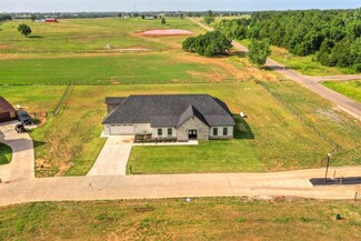 14997 White Oak Ln, Shawnee, OK 74804