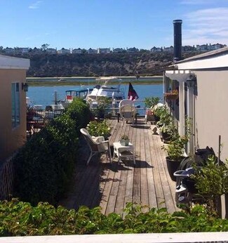 20 Saratoga Unit 20, Newport Beach, CA 92660