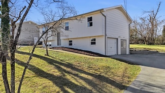 4011 Shady Oak Dr, Ooltewah, TN 37363