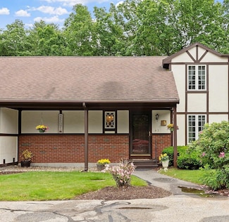 3 Chandler Dr, Atkinson, NH 03811