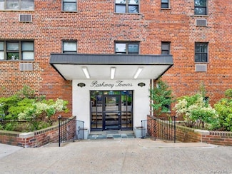 1910 Pelham Pkwy S Unit 3G, Bronx, NY 10461