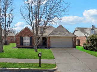 1122 W 119th St S, Jenks, OK 74037