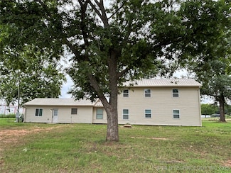 34 S Mount Calvary Rd, Hendrix, OK 74741