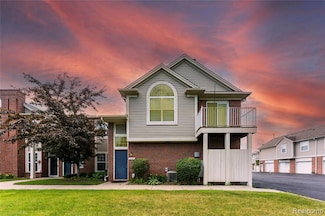 2165 Leighton Dr, Shelby Township, MI 48317