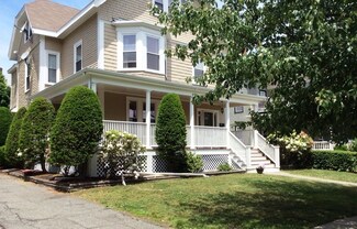 107 Ocean St, Lynn, MA 01902