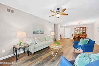 1600 Gardiner Ln Unit 203B, Louisville, KY 40205