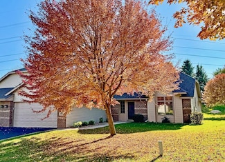 3821 Impatiens Ln N, Brooklyn Park, MN 55443