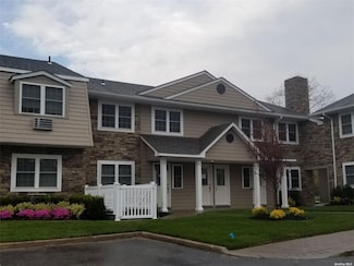 525 Imperial Way Unit I8-810, Bayport, NY 11705