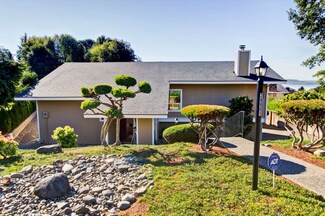28805 11th Ave S, Federal Way, WA 98003